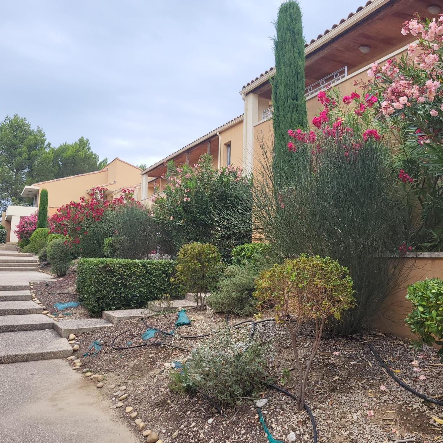 La Calade Apartment LʼIsle-sur-la-Sorgue Exterior foto